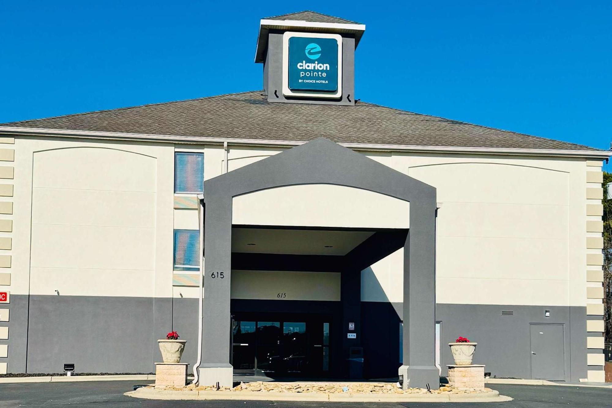 Clarion Pointe Albemarle Hotel Ngoại thất bức ảnh