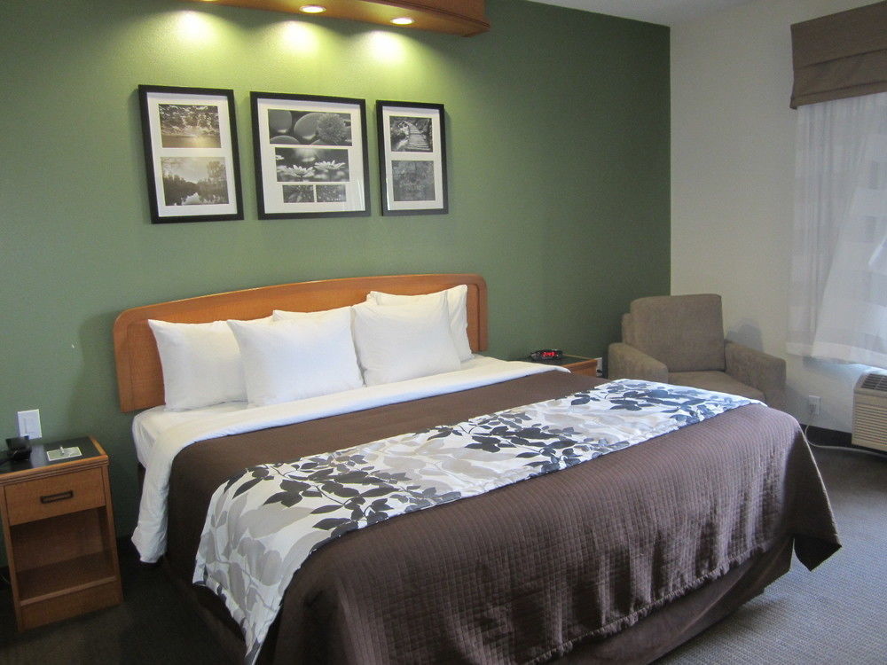 Clarion Pointe Albemarle Hotel Ngoại thất bức ảnh