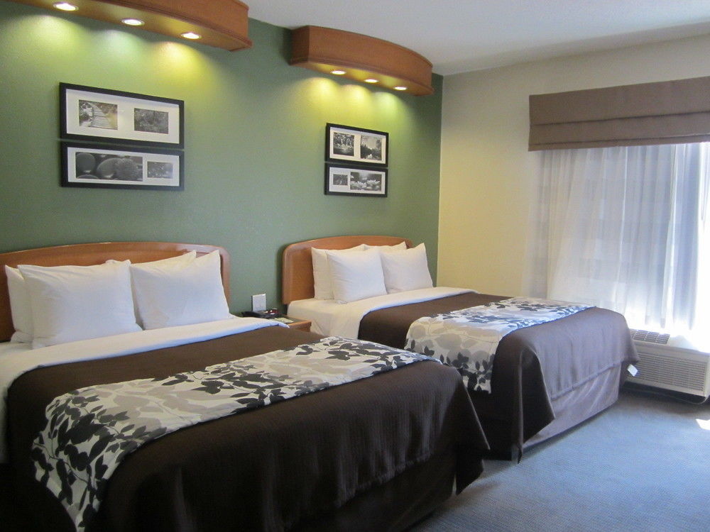 Clarion Pointe Albemarle Hotel Ngoại thất bức ảnh