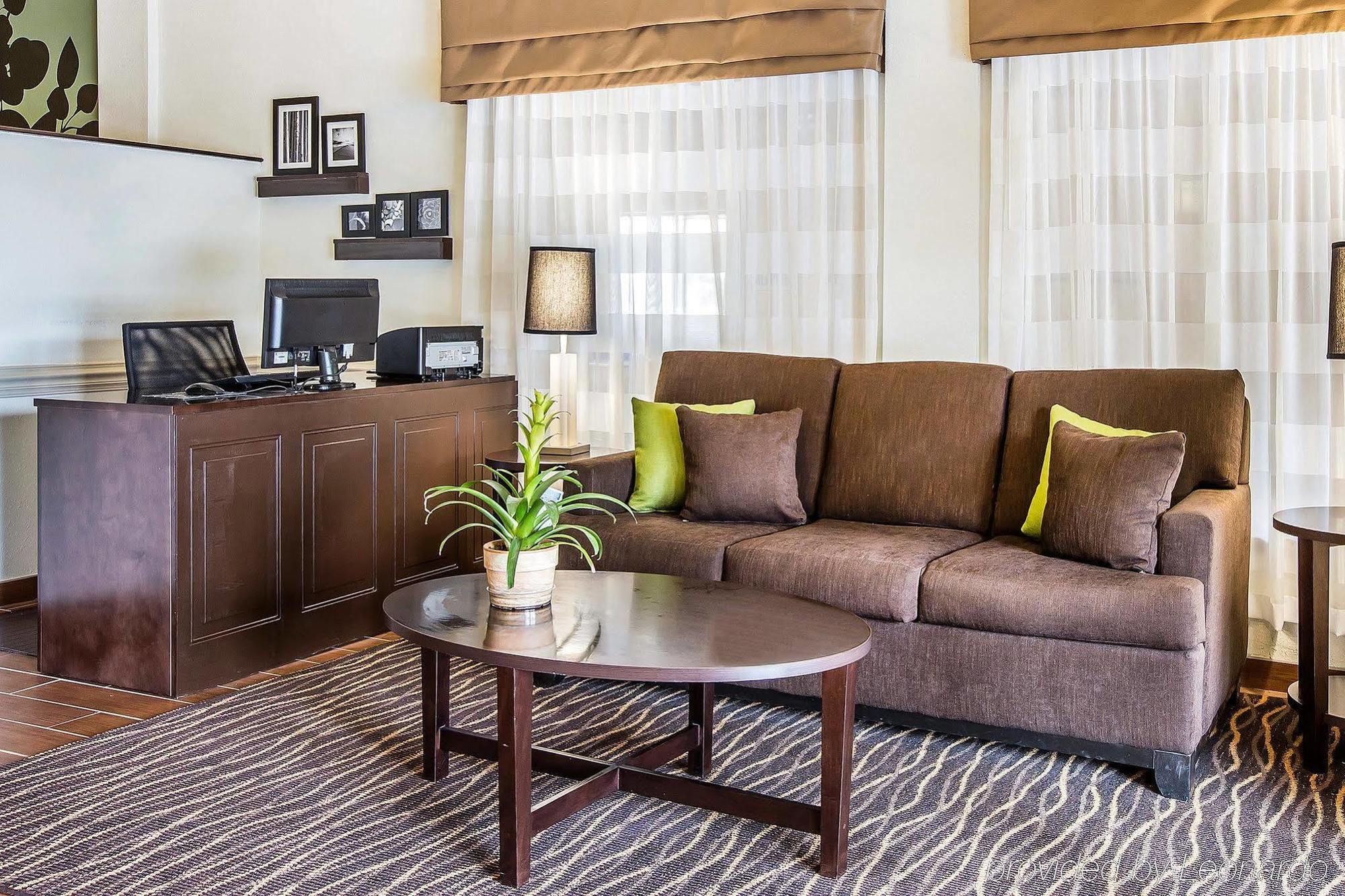 Clarion Pointe Albemarle Hotel Ngoại thất bức ảnh