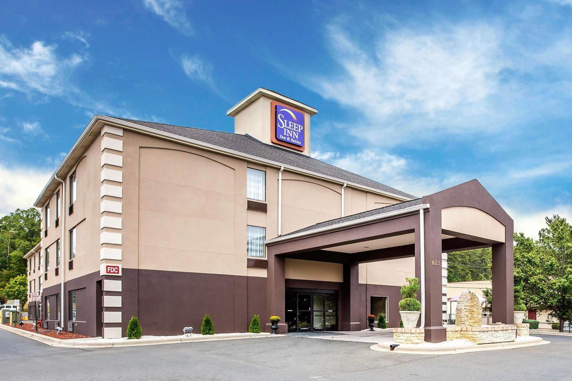 Clarion Pointe Albemarle Hotel Ngoại thất bức ảnh